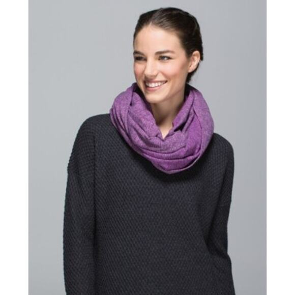 Lululemon Vinyasa Purple Infinity Scarf with Snaps To Wear many Ways - Picture 1 of 6